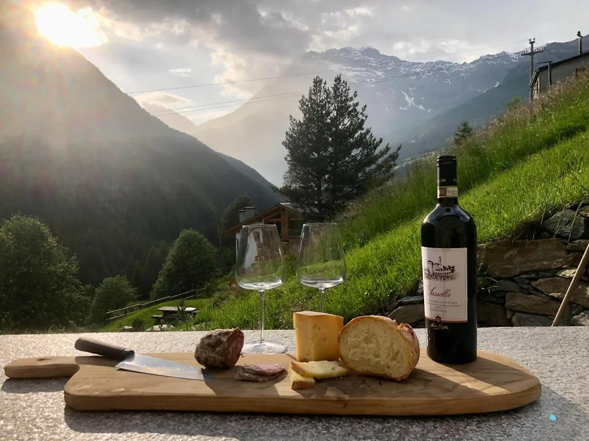 Baita Chalet La Masun Beautiful View Chiesa in Valmalenco Italia