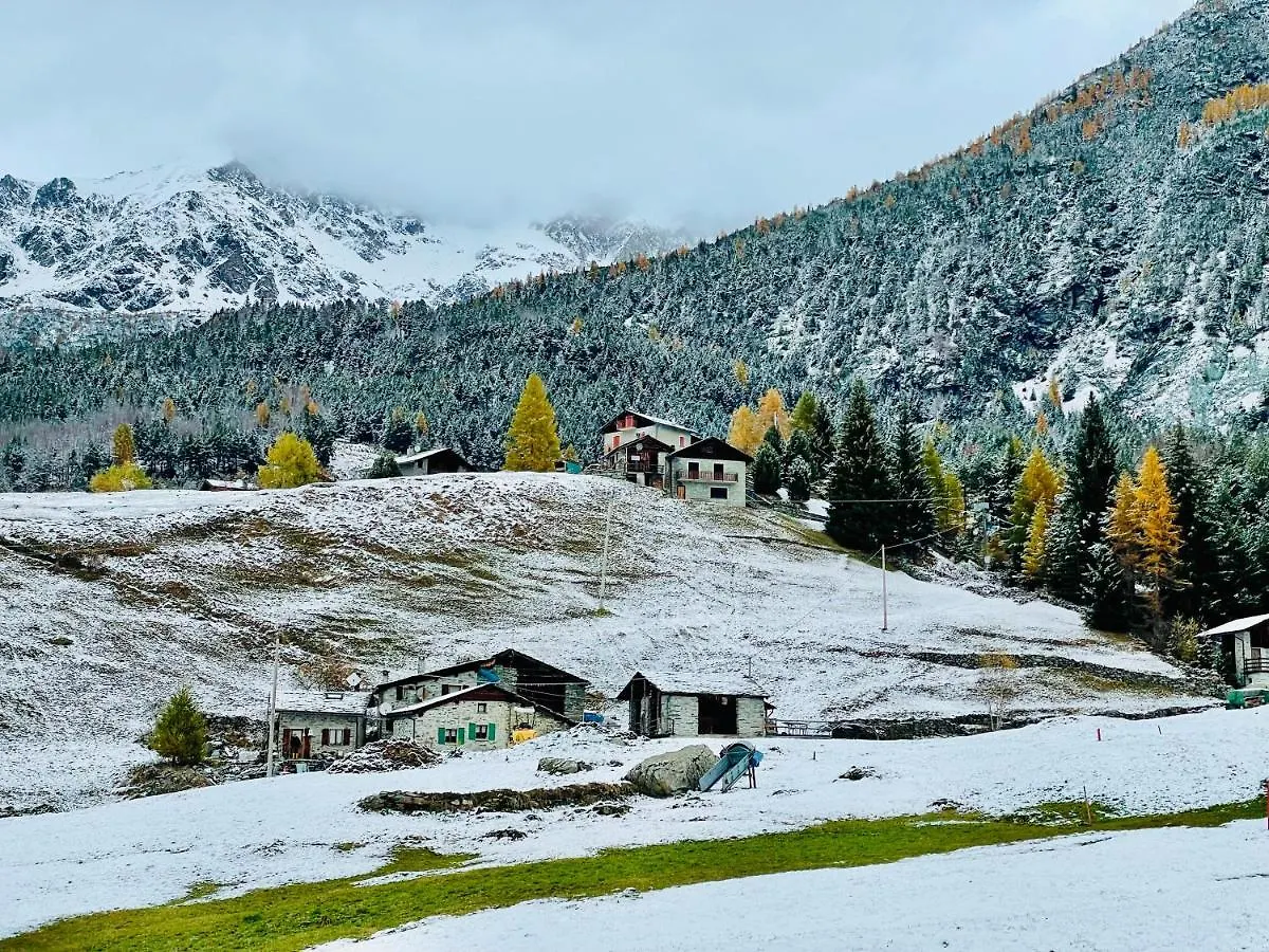 Baita Chalet La Masun Beautiful View Chiesa in Valmalenco