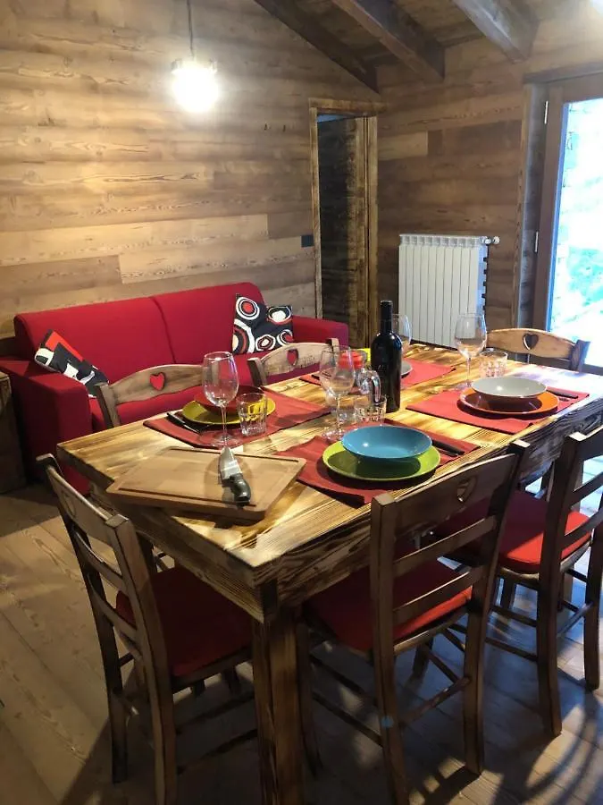 Baita Chalet La Masun Beautiful View Chiesa in Valmalenco Italia